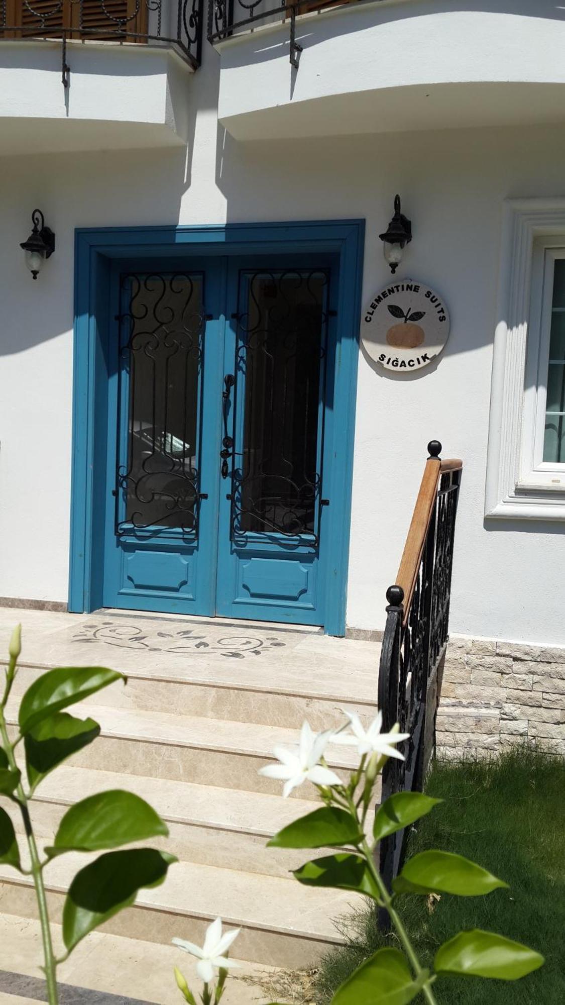 Clementin Suits Siğacık Εξωτερικό φωτογραφία